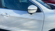 Nissan Qashqai 1.2 DiG-T N-Tec 5dr Xtronic Petrol Hatchback